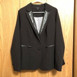 Torrid blazer with faux leather lapel, size 2